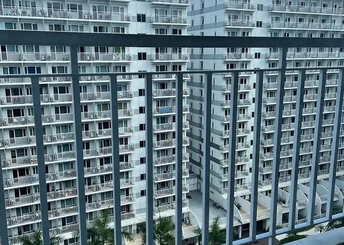 A1232 Mall Of Pool View With Fast Wifi *