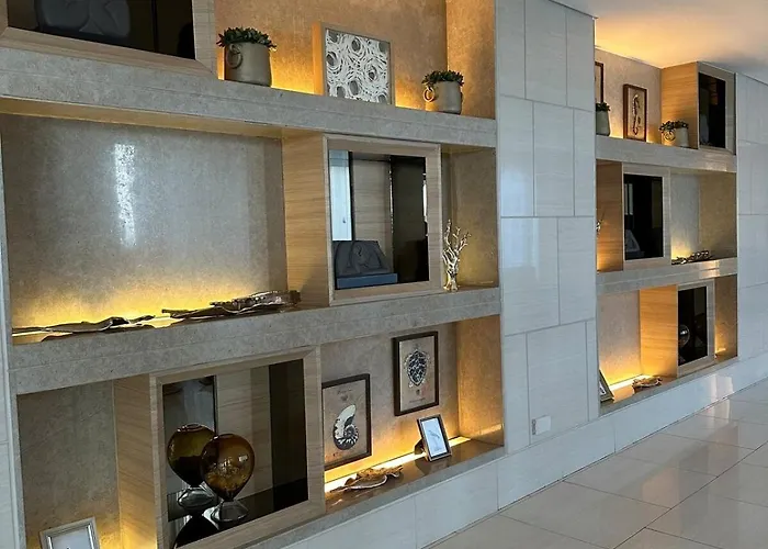 A1232 Mall Of Pool View With Fast Wifi * Manila